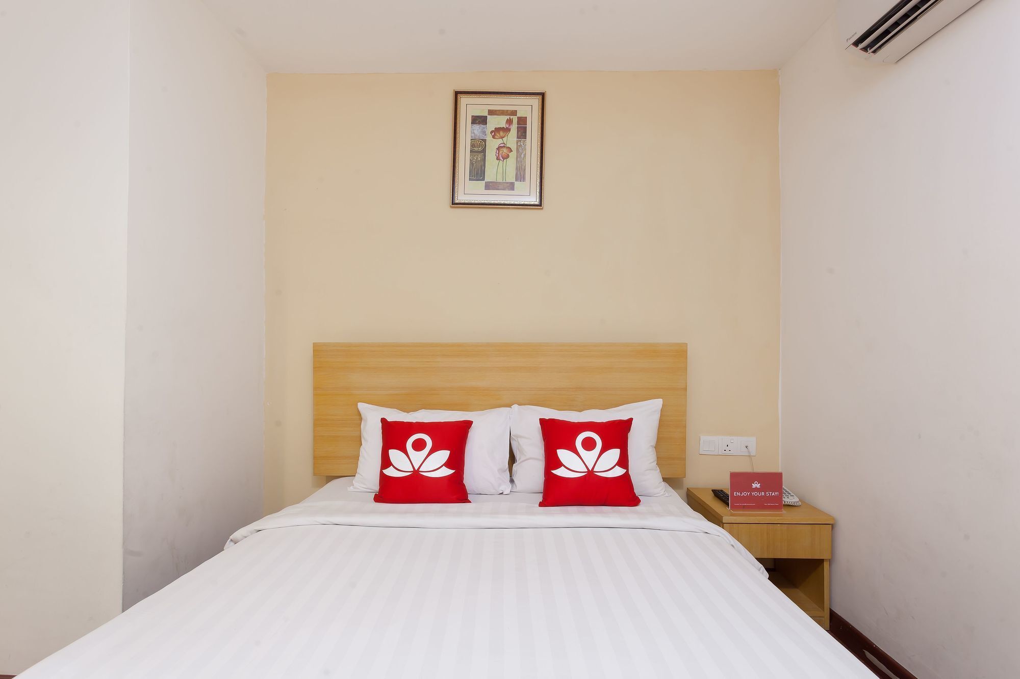 Zen Rooms Opposite Ymca Куала Лумпур Екстериор снимка
